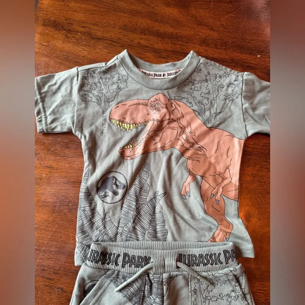 NWT Baby Jurassic Park 2 Piece Short Set - Size 12 Months